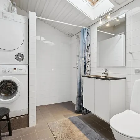 Arnt - 100m From The Sea By Interhome